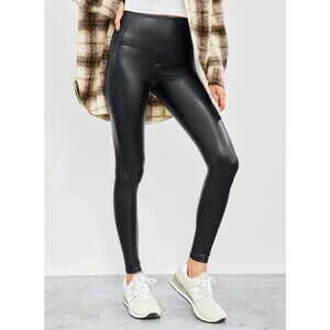 Aritzia Wilfred Free faux leather pant legging size M
